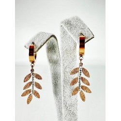 Rose Simli Yaprak Detaylı Küpe